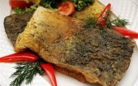 Gotuj świątecznie razem z nami! Dzisiaj przepis na smażonego karpia.